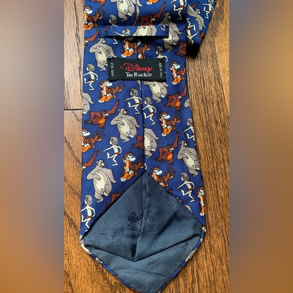 Vintage Silk tie Disney made in Italy 🇮🇹 - Picture 2 of 10